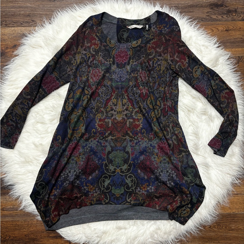 Soft Surroundings Muted Abstract Printed Tunic Top with Slits at the Hem size XS